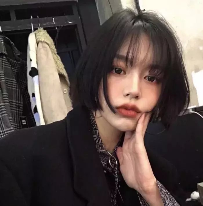 小心身后